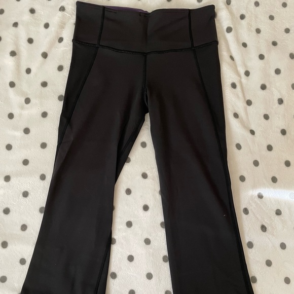 Lululemon crop pants - Picture 1 of 4